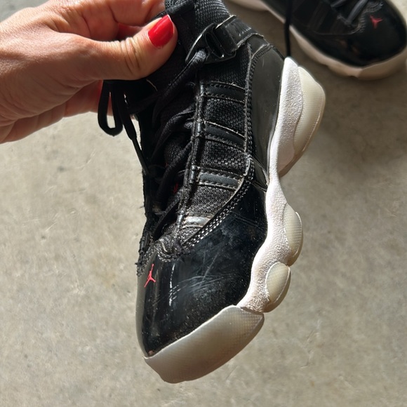 Six Rings boys - Picture 3 of 4